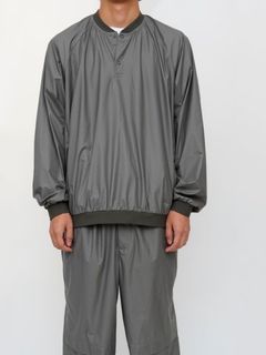 パーテックスエクリブリムトレーニング プルオーバー - Pertex Equilibrium Training P/O Shirts - KHIKI