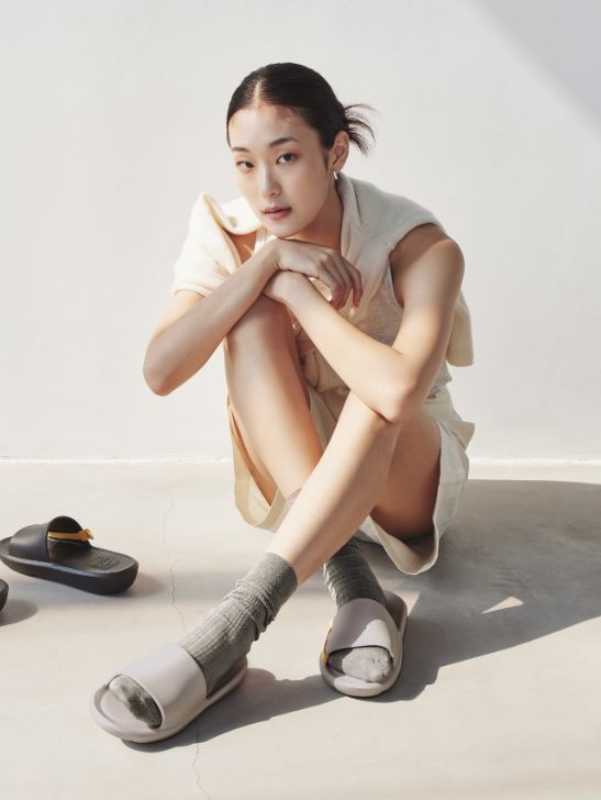 Slide Zerovity OG - リカバリーシャワーサンダル -  Warm Gray