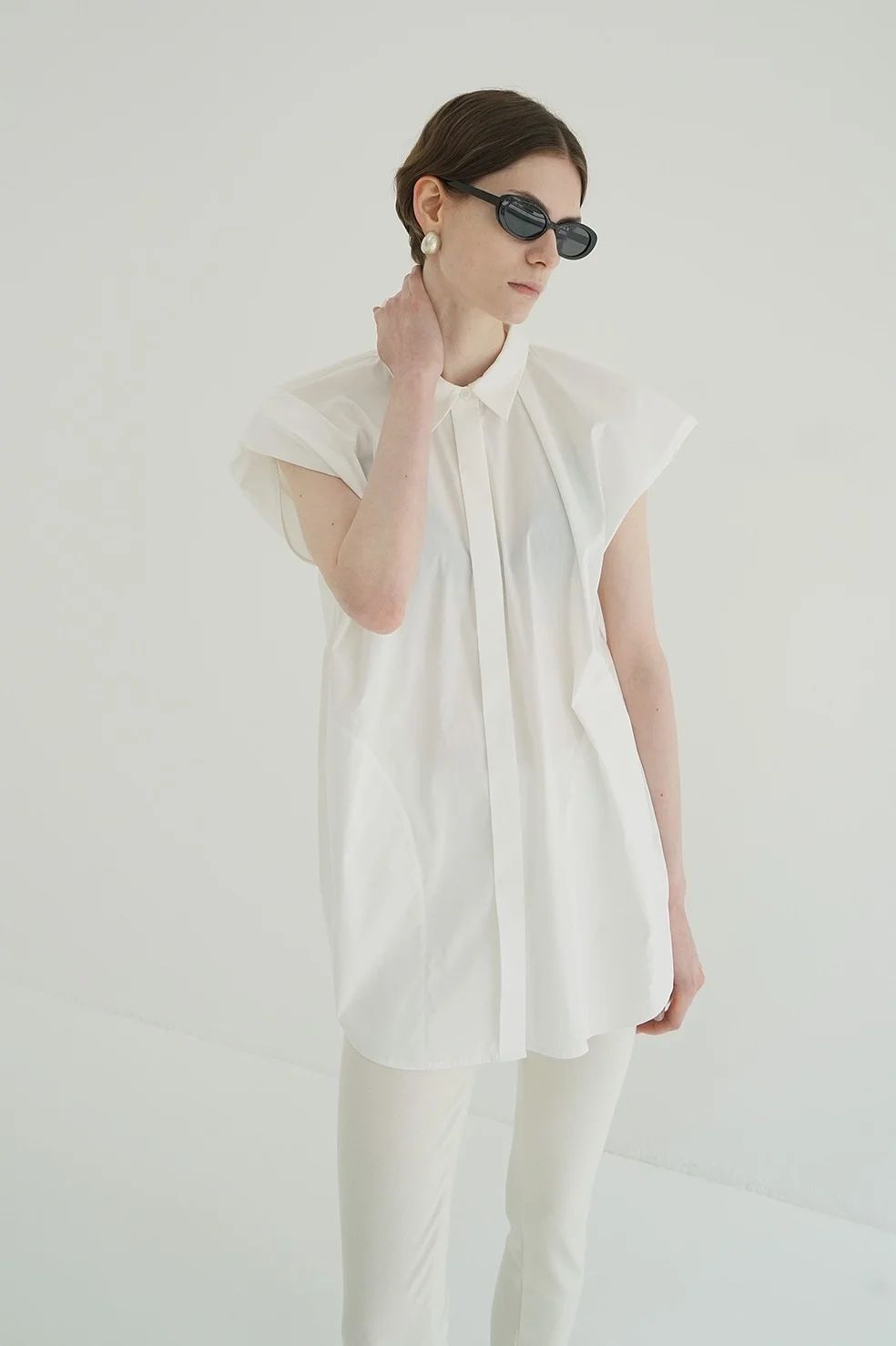 ニュアンス ショルダーロングシャツ - NUANCE SHOULDER OVER SHIRTS - WHITE