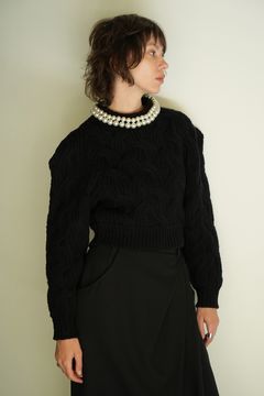 パール ニットトップス - PEARL NECK KNIT TOPS - BLACK