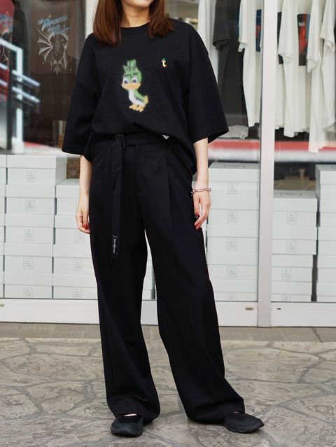 メンズTシャツを、女性らしく着こなすMIHARAスタイル