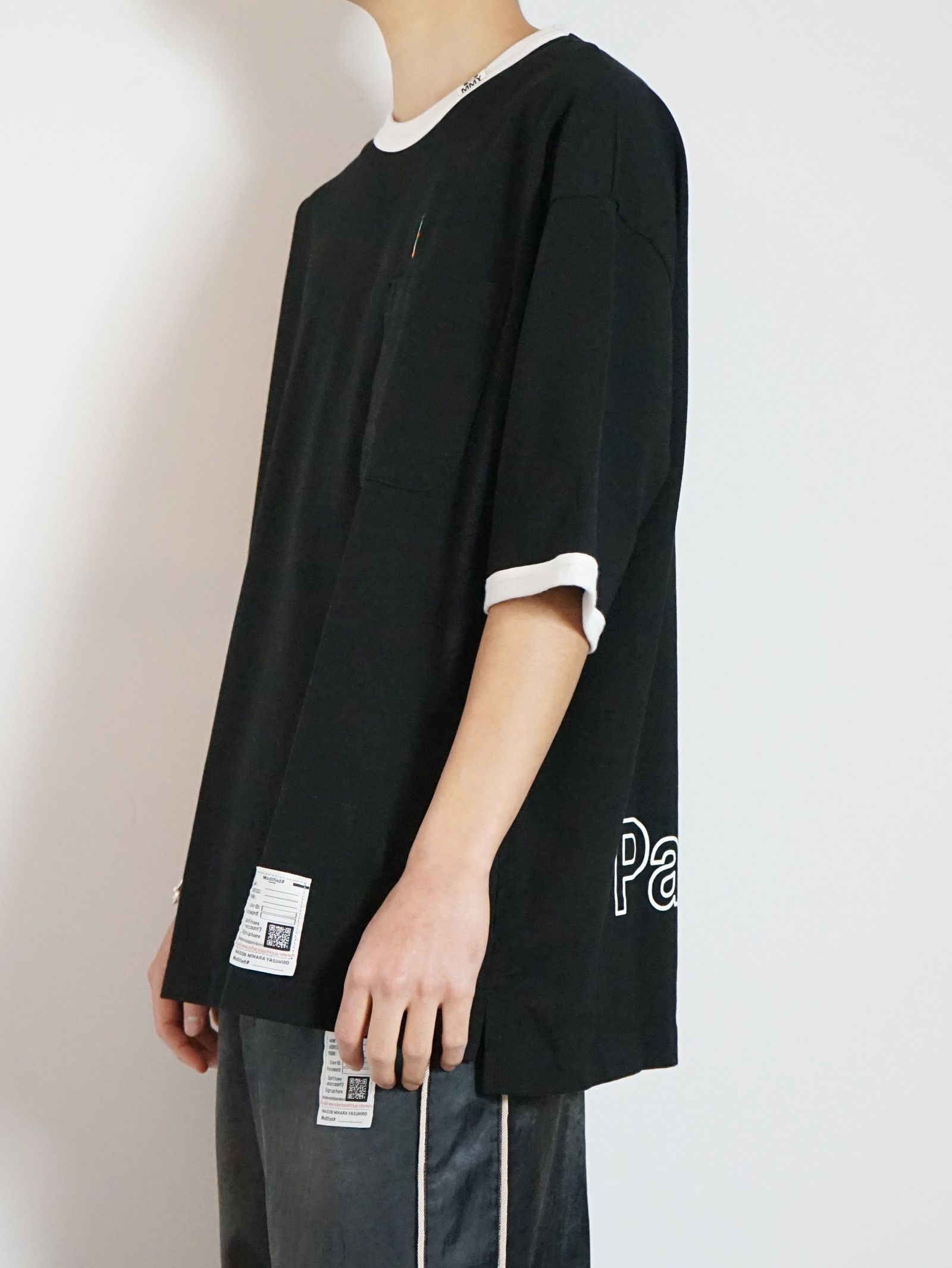 レオン刺繍ティーシャツ - leon embroidery Tee - BLACK