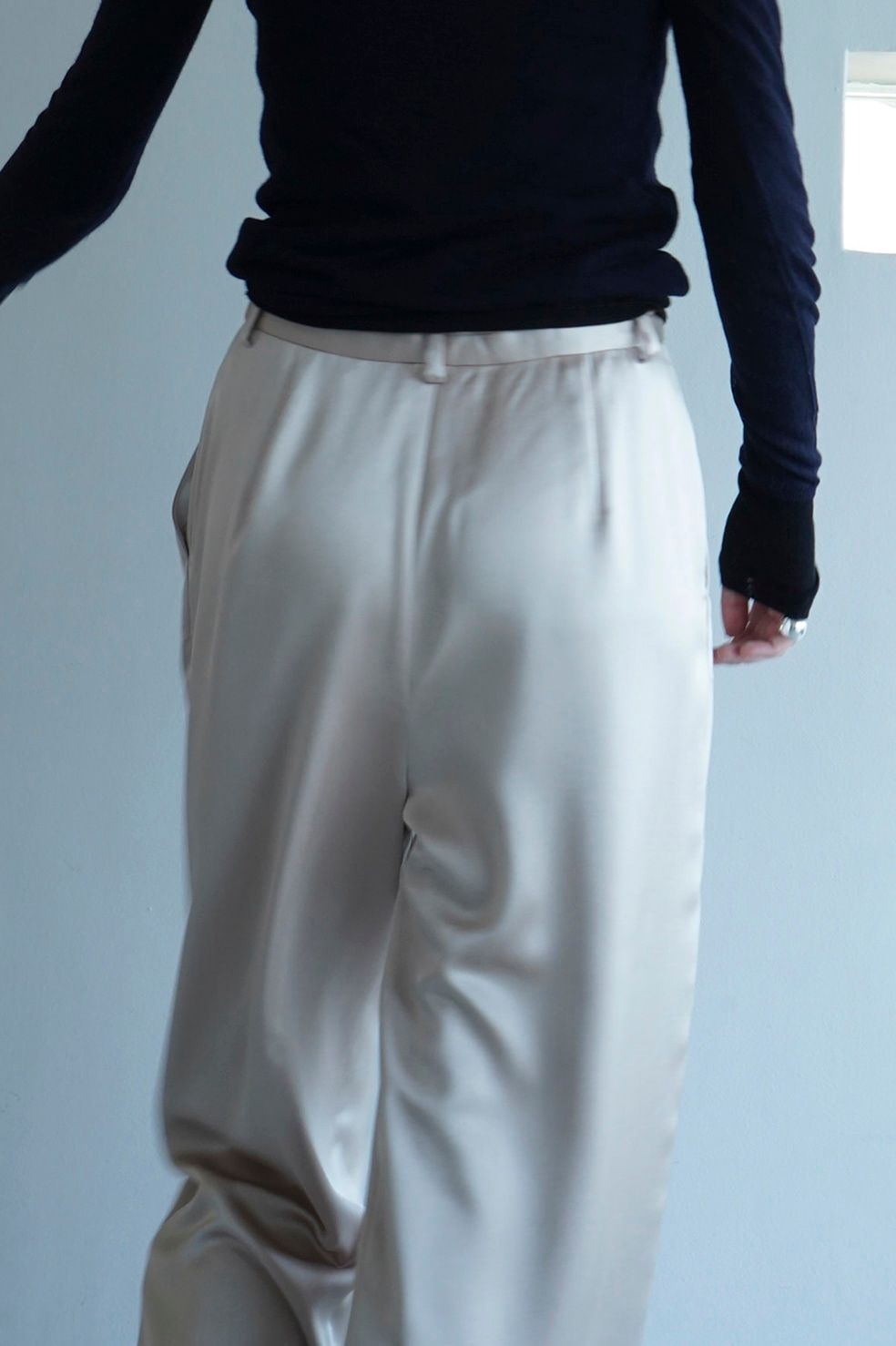 CLANE - サテン スラックス パンツ - SATIN SLACKS PANTS - BEIGE 