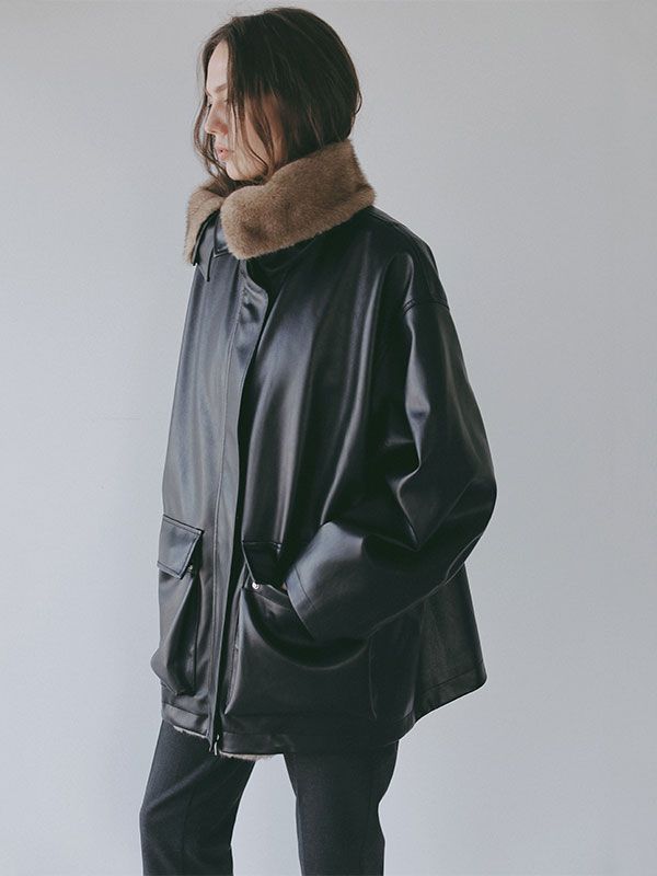 ファーカラーフェイクレザーブルゾン （BLACK)