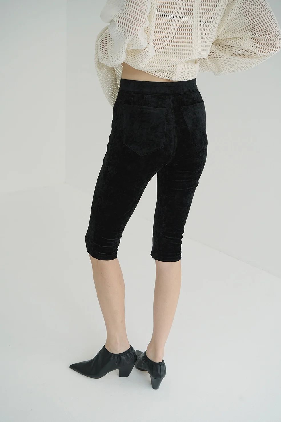 ベロアカプリパンツ -  VELOUR CAPRI PANTS BLACK