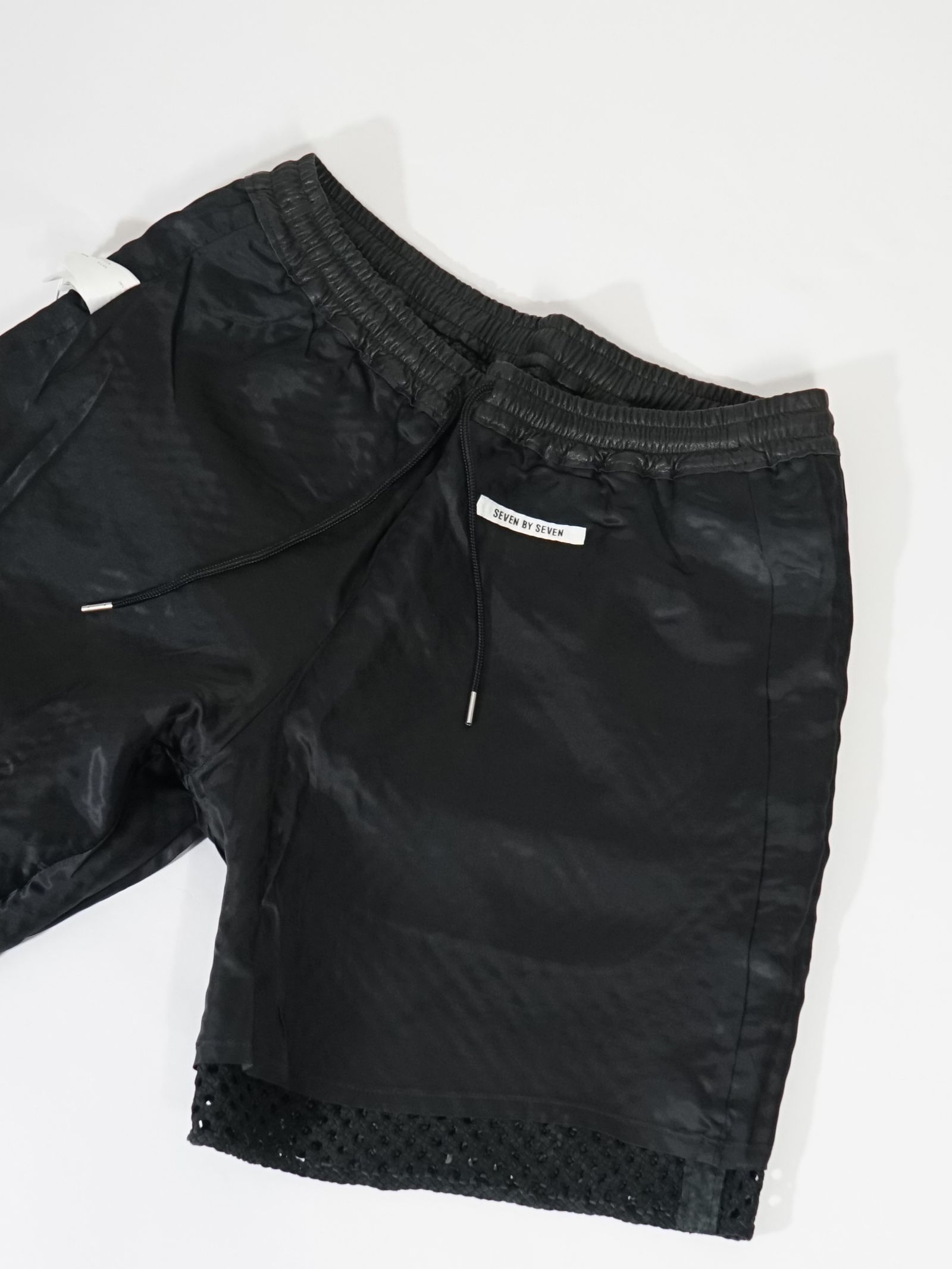 レザーショートパンツ -  MACRAME LEATHER SHORT PANTS - Goat leather -