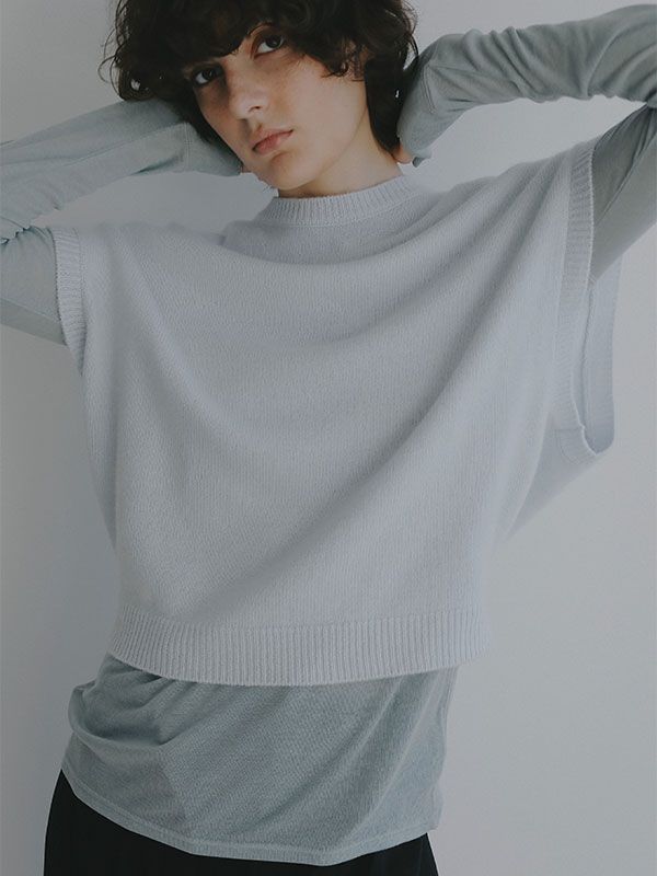 ウールカシミヤスリーブレスニットプルオーバー (BLUE)