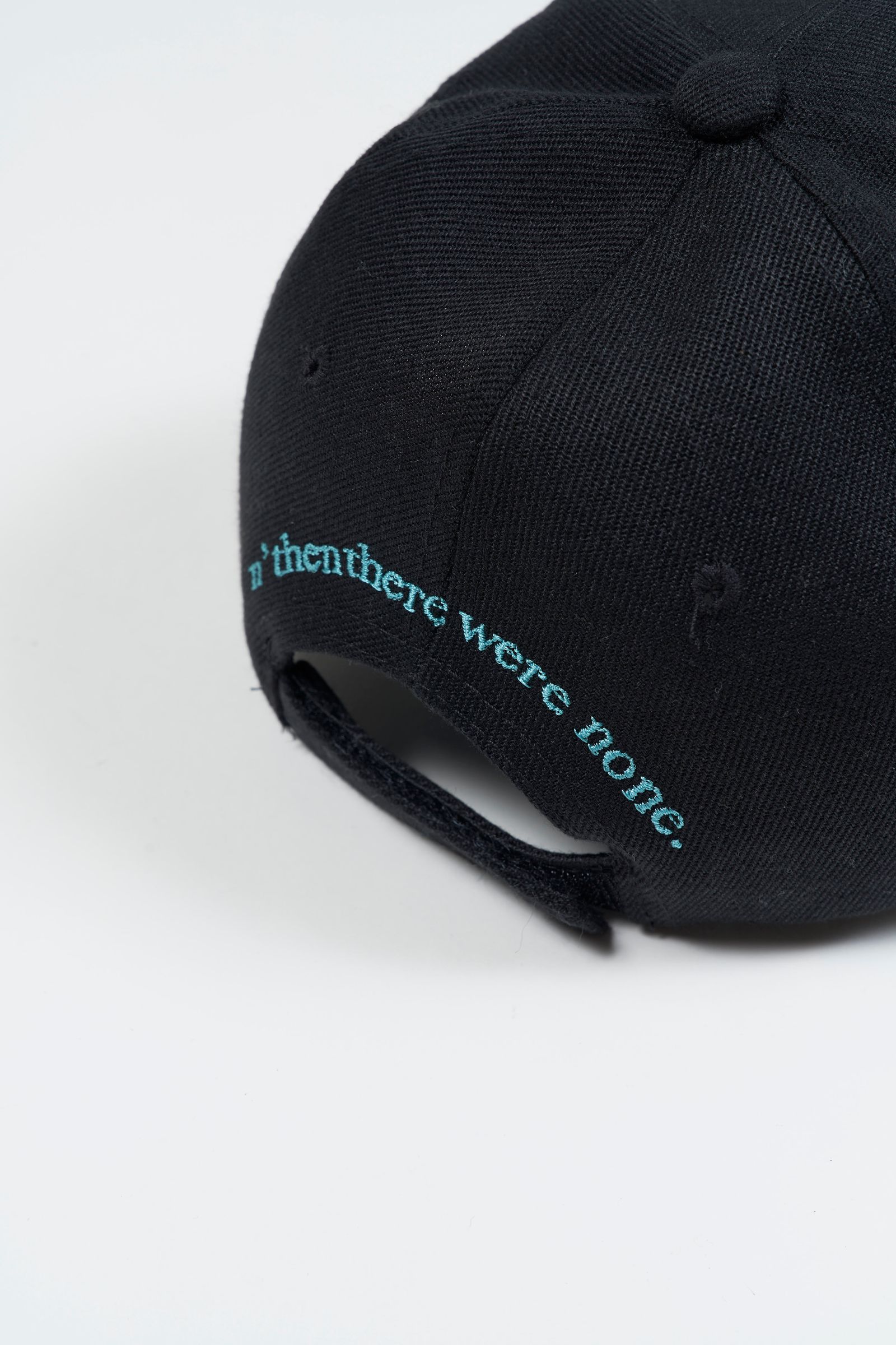 ベースボール キャップ - THE "MET" Embroidery 6PANEL CAP BLACK