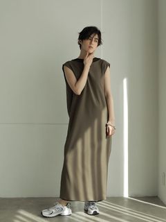 ETREの新作ジャケットでハンサムなレディースコーデ