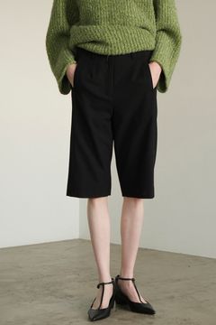 ローウエストハーフパンツ - LOW WAIST HALF PANTS - BLACK