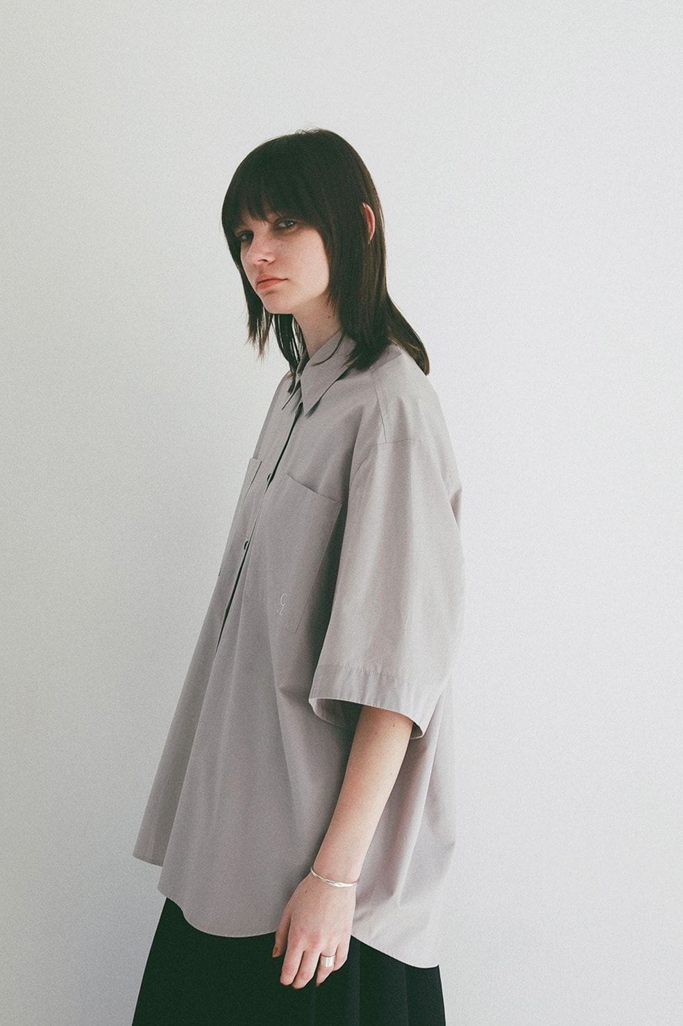 ハーフスリーブヒュージーシャツ - HALF SLEEVE HUGE SHIRTS (GREY)