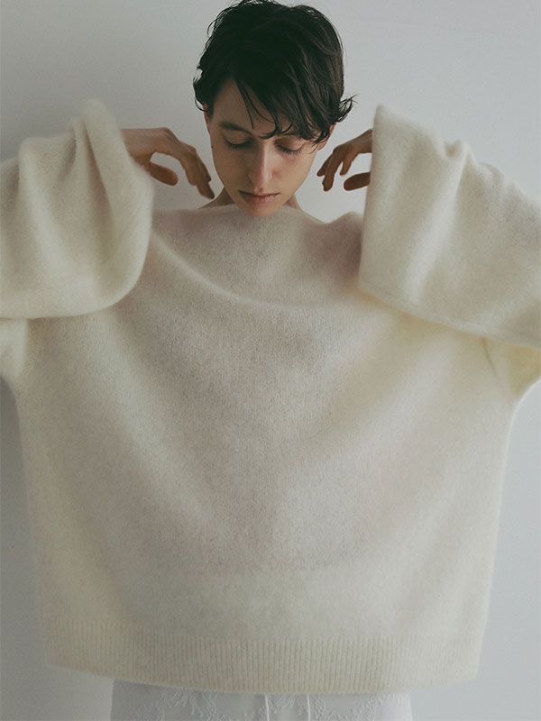 ホワイトヤクボリュームスリーブニットプルオーバー - OFF WHITE