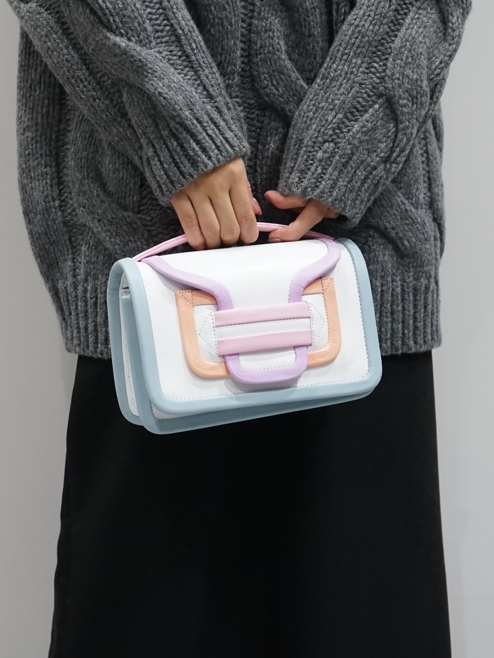 アルファ ハンドバッグ - ALPHA BAG - MULTI WHITE