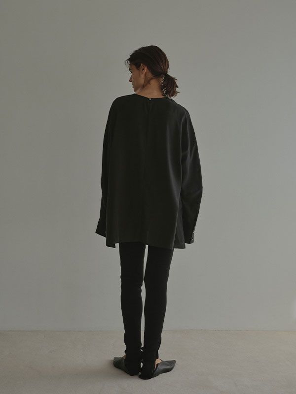 クルーネックオーバーサイズプルオーバー (BLACK)