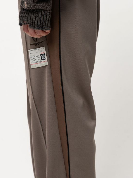 フォールデッド トラックパンツ - Folded Track Pants （BEIGE)