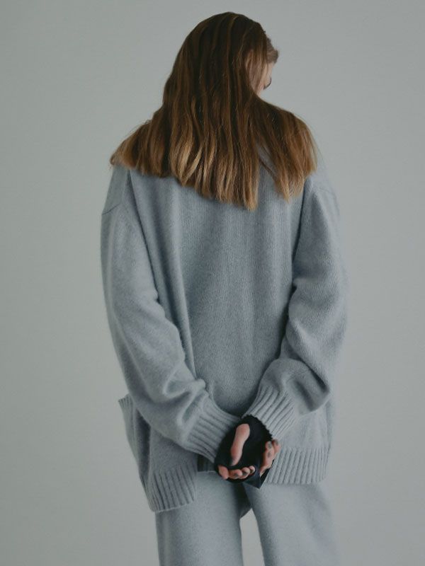 プレーンステッチVネックニットカーディガン (BLUE)