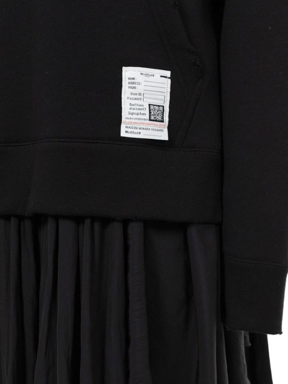 【レディース】フーディーコンバインドドレス | Hoodie Combined Dress (BLACK)