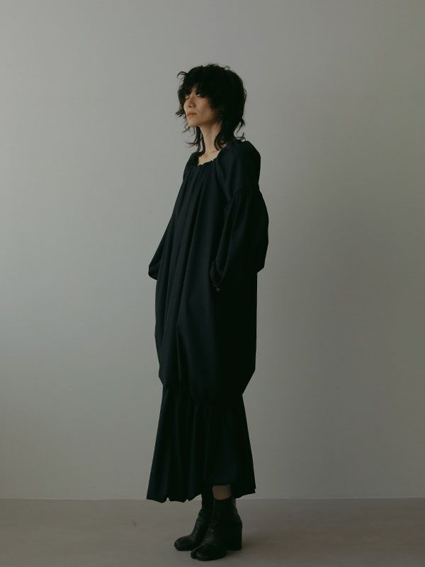 オフショルダーバルーンワンピース - BLACK
