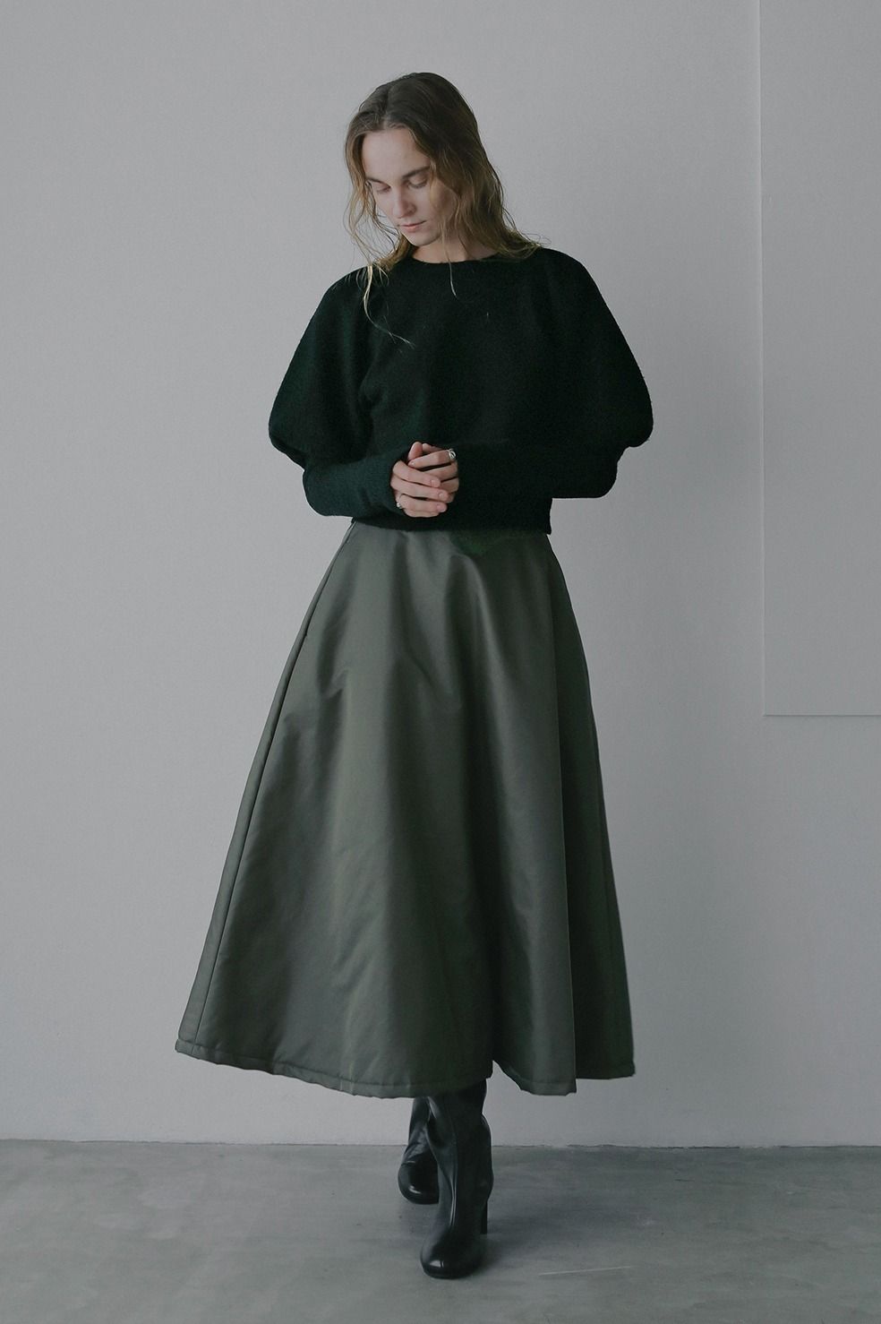 ニットプルオーバー - PUFFY SLEEVE KNIT (BLACK)