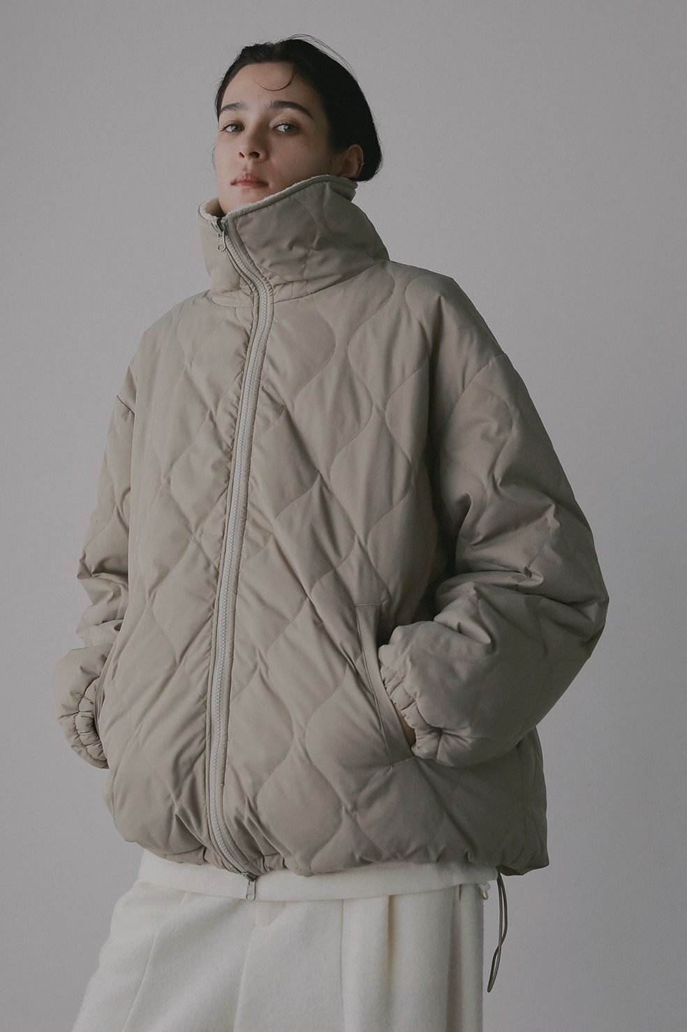 【TAION×MANOF】 リバーシブルダウンボアジャケット - REVERSIBLE DOWN BOA JACKET (BEIGE)