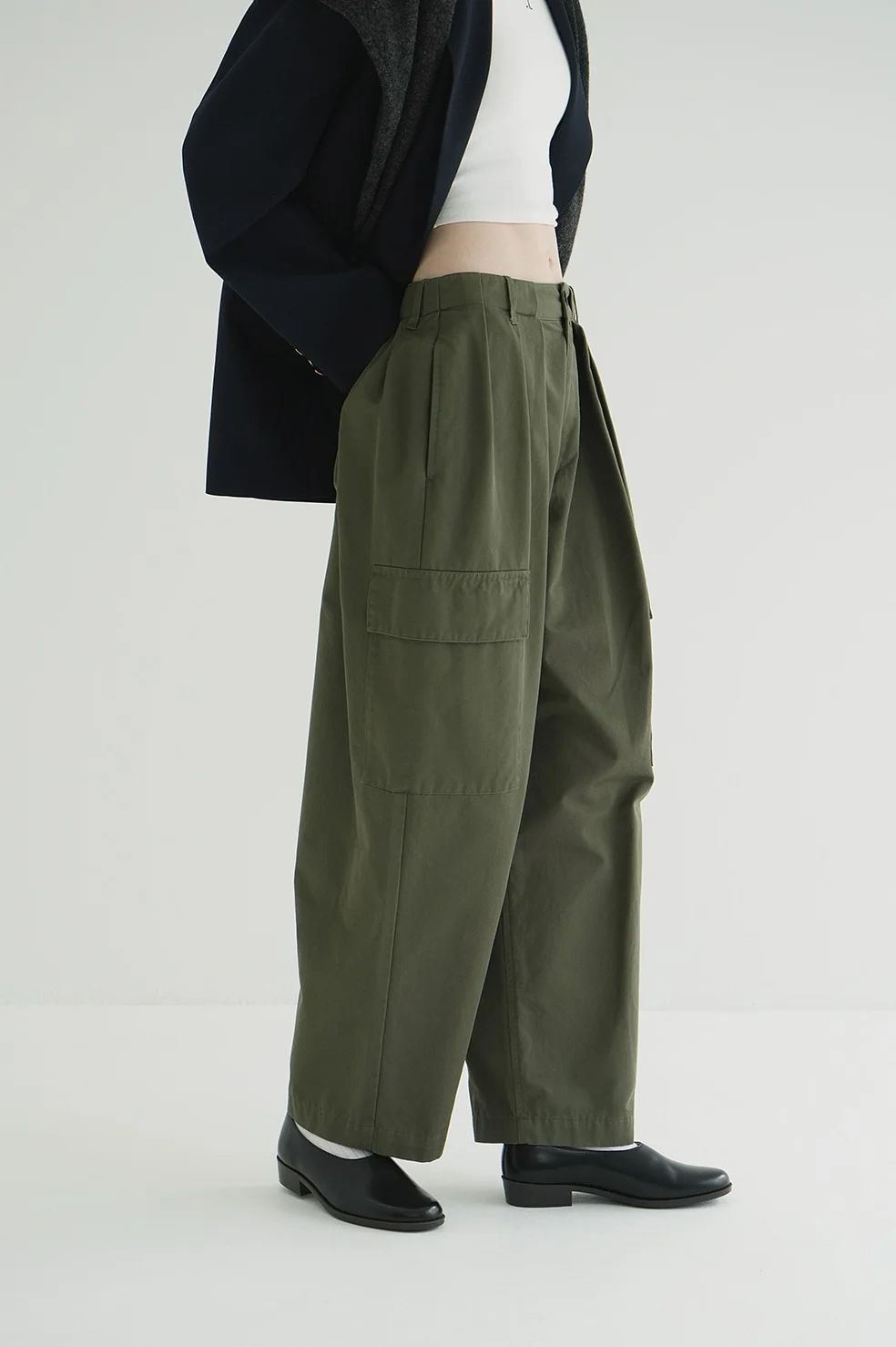 ワイドタックワークパンツ - WIDE TUCK WORK PANTS -  KHAKI