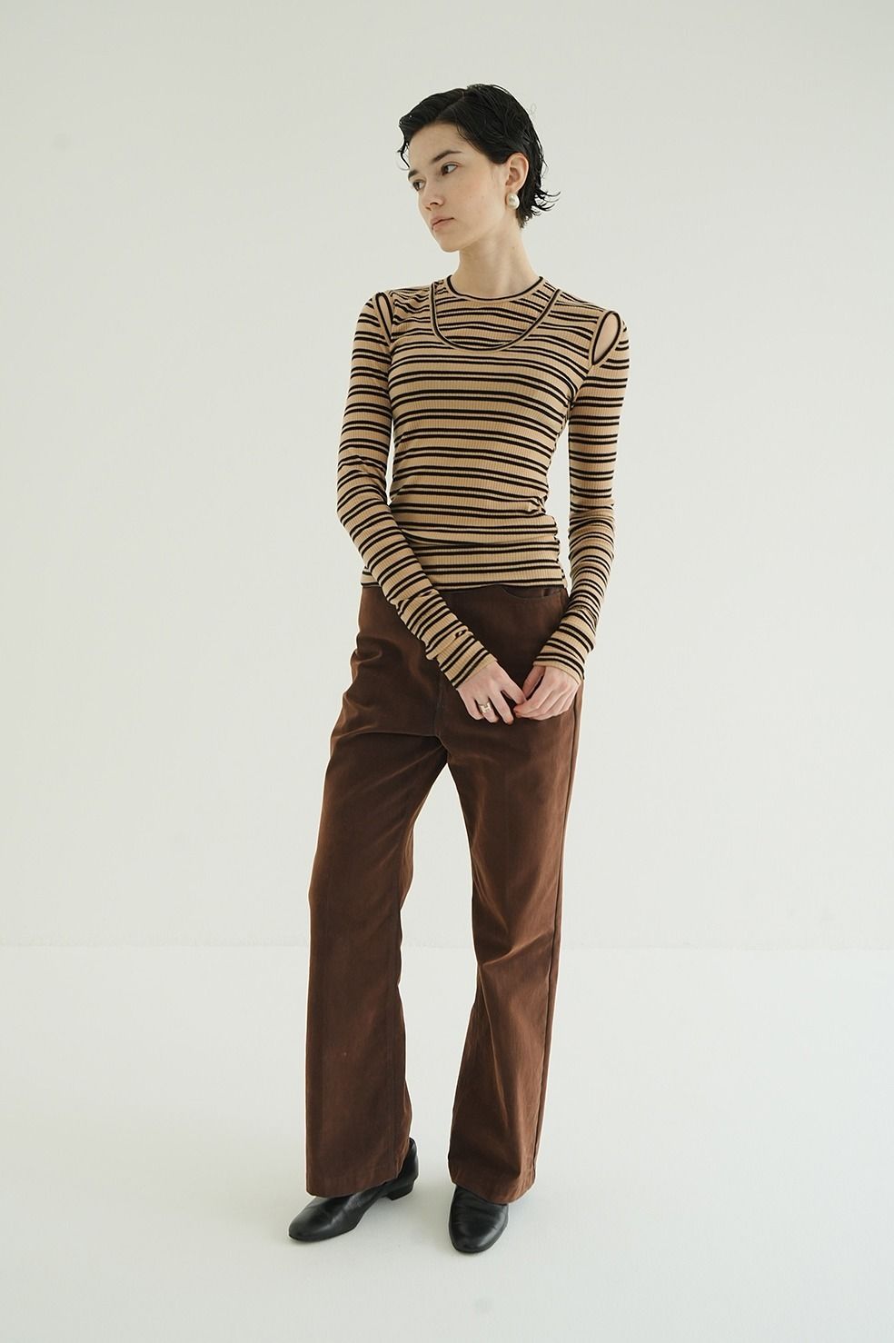 レイヤードカットトップス -  LAYERED SHOULDER CUT TOPS (BORDER)