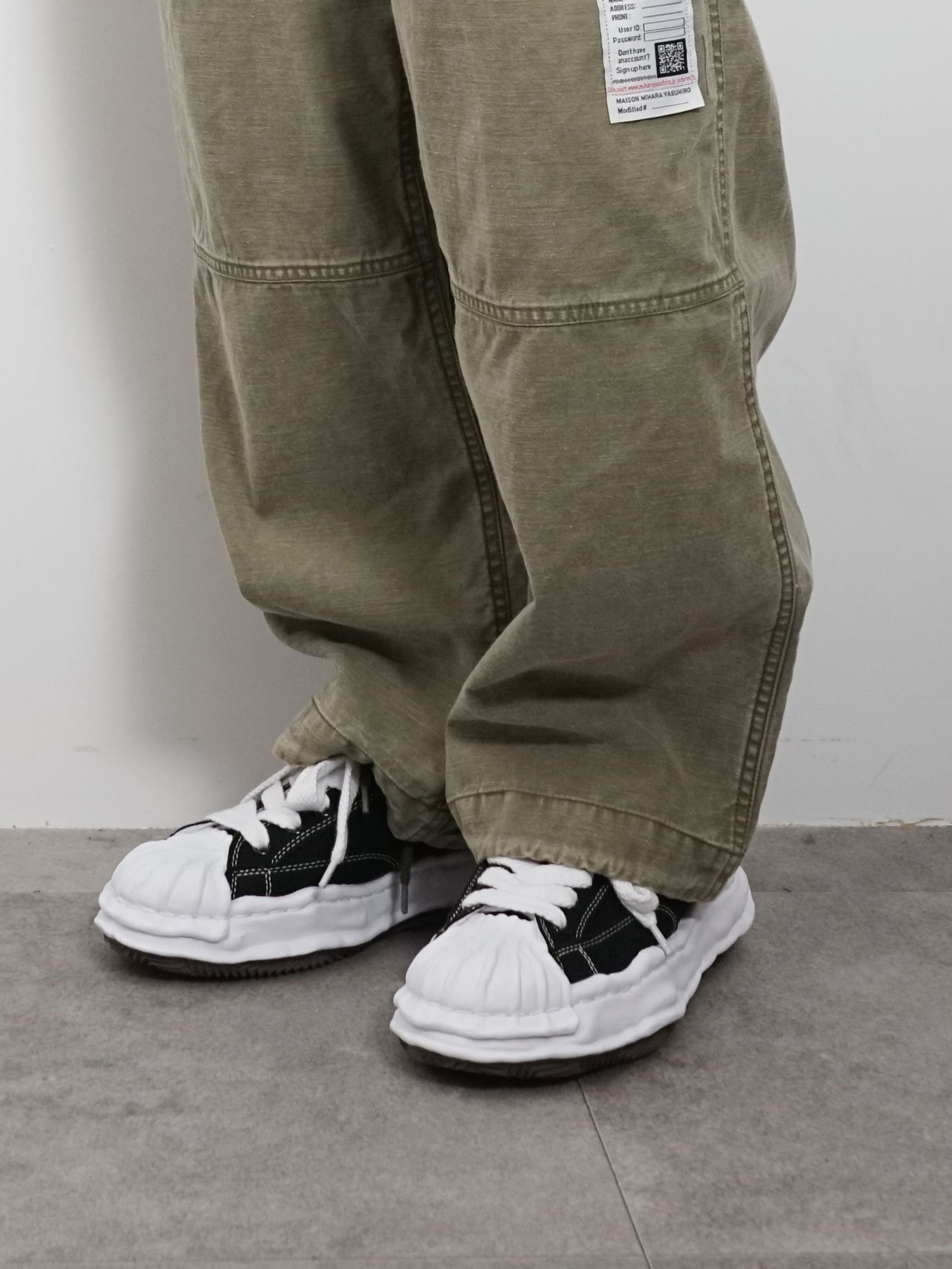 Maison MIHARA YASUHIRO - コットンサテン カーゴパンツ - Cotton Satin Cargo Pants - KHIKI  | ADDICT WEB SHOP