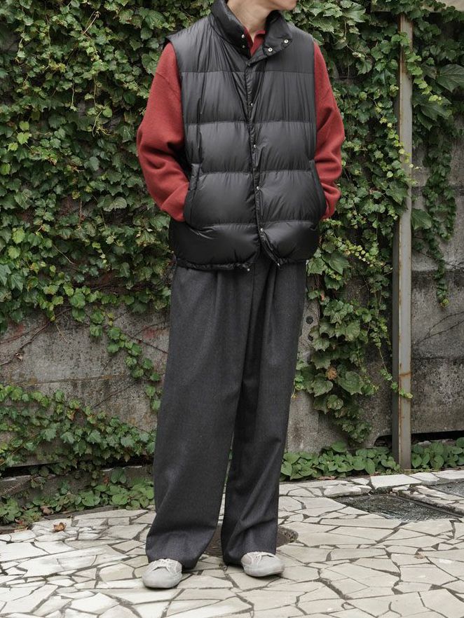 リバーシブル ポケッタブル ダウンベスト -  REVERSIBLE PACKABLE BOWN VEST
