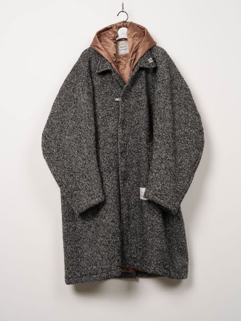 レイヤードコート - HOODED BALMACAAN COAT （BLACK×WHITE）