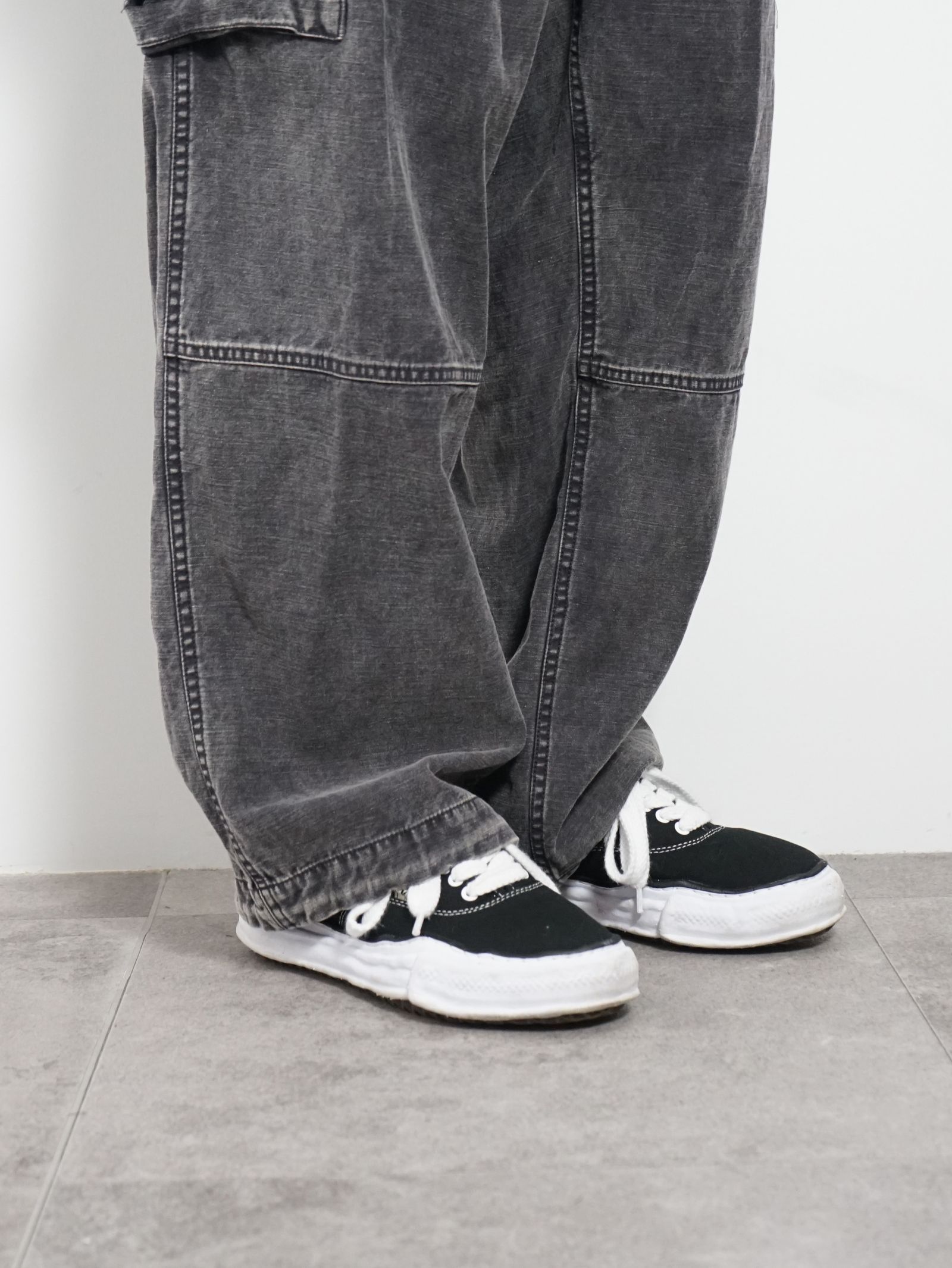 カーゴパンツ - CARGO TROUSERS - BLACK