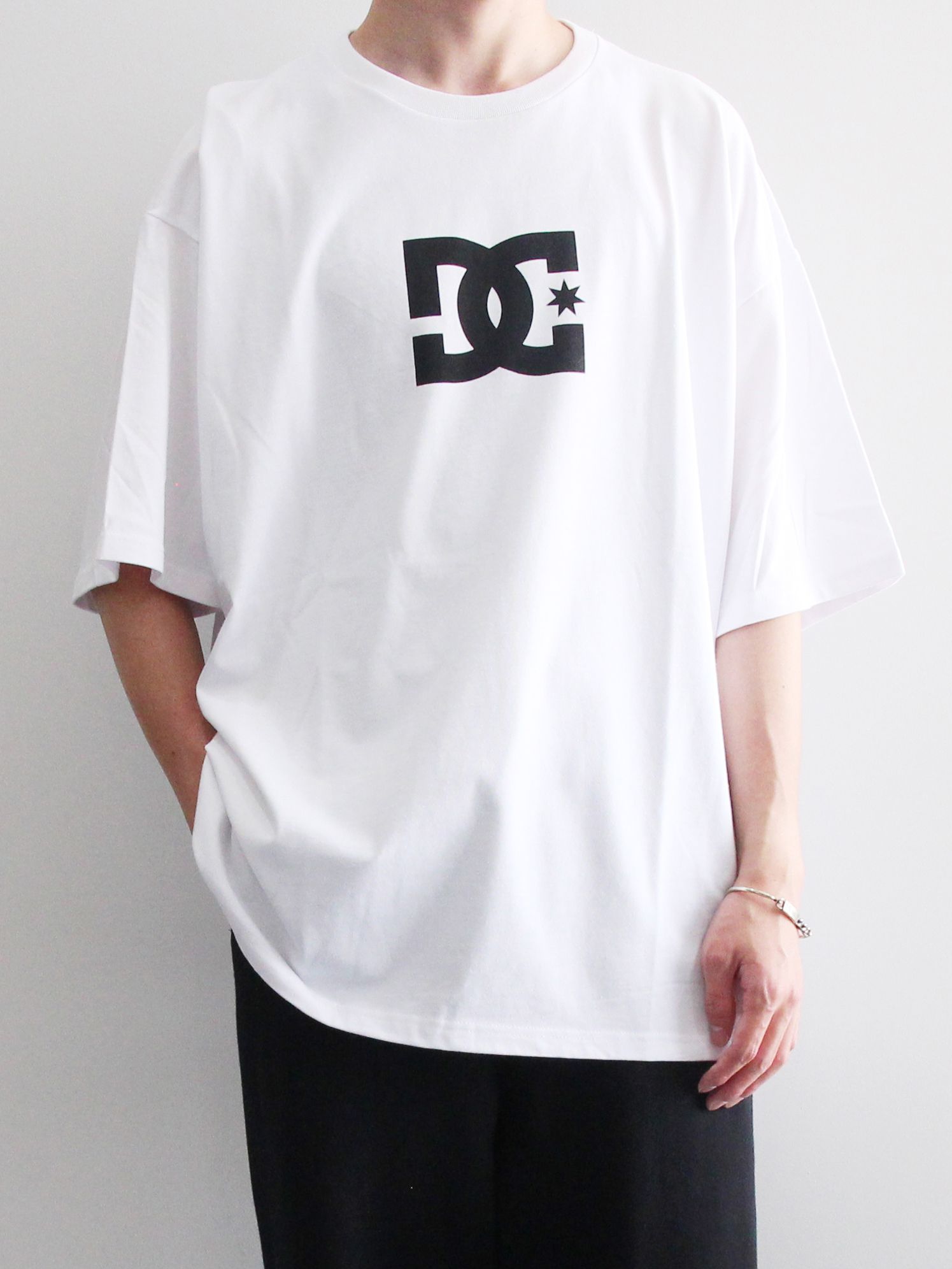 KIDILL - SHORT SLEEVE WIDE TEE COLLAB WITH DC SHOES JOKER - WHITE ...