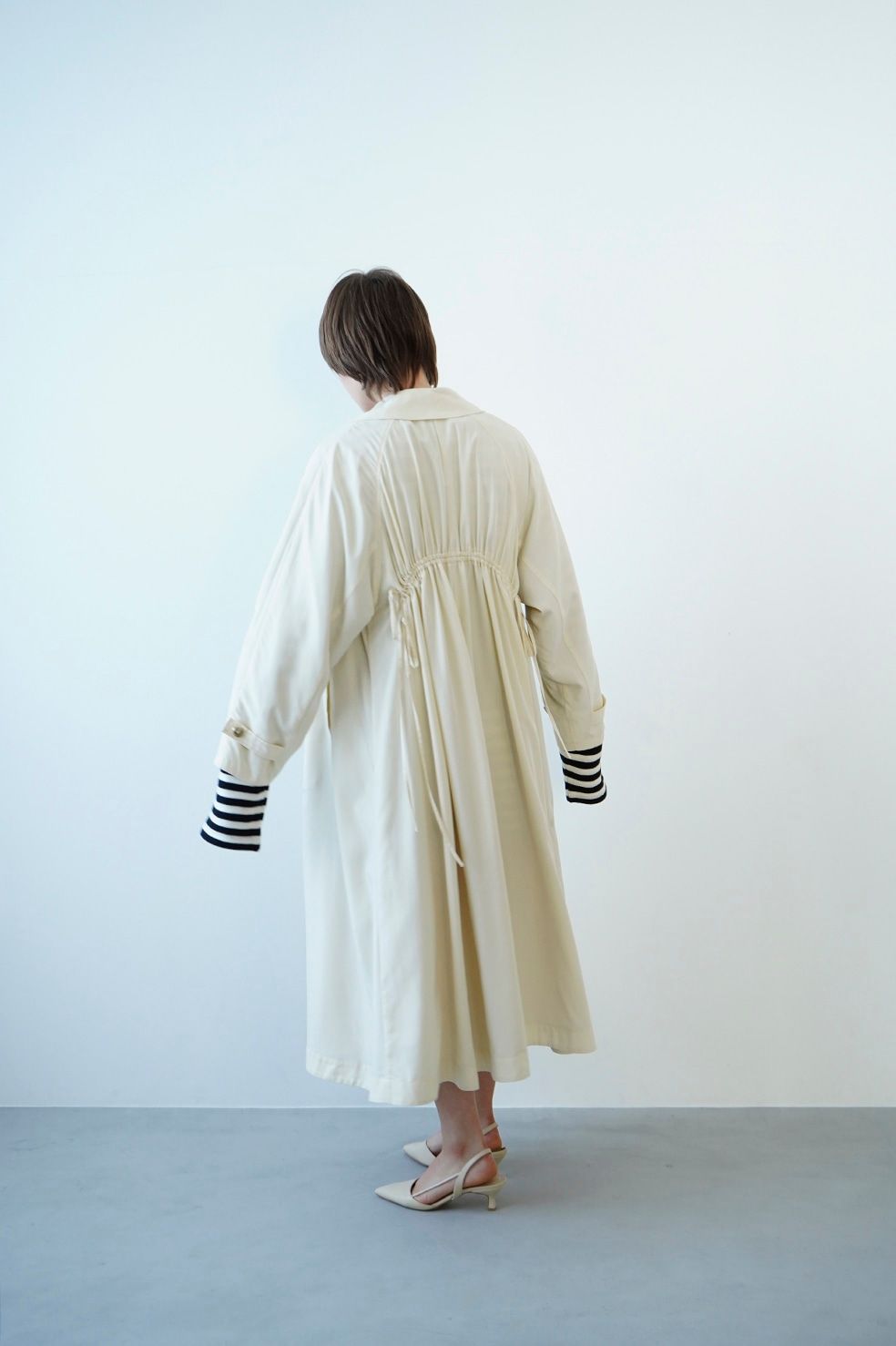 CLANE - バッグ ギャザー ドレス トレンチコート - BACK GATHER DRESS