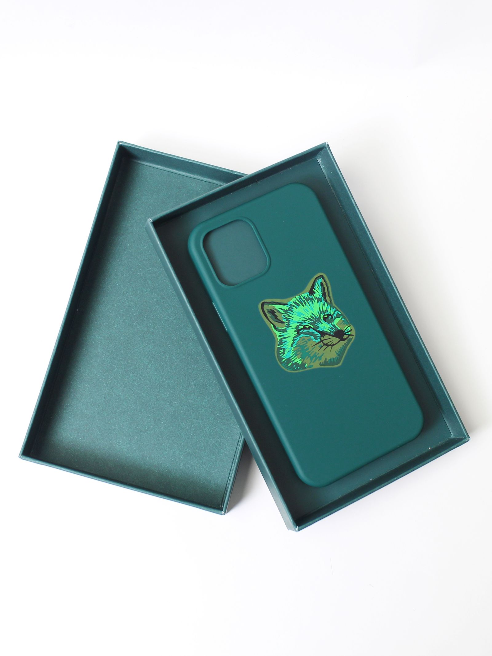 MAISON KITSUNÉ - GREEN FOX-IPHONE 12/12 PRO CASE