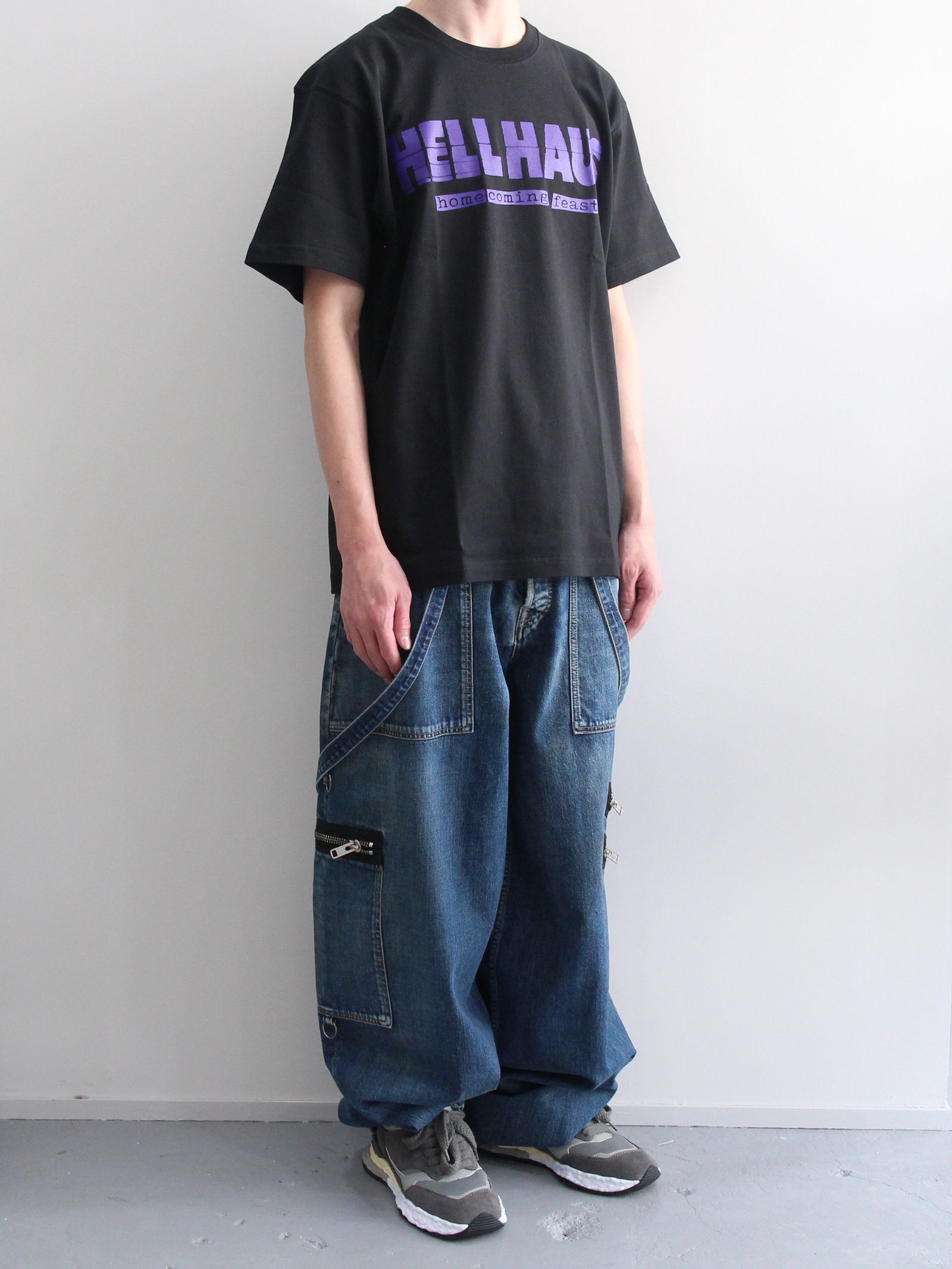 プリントTシャツ  - "TEE - COLLABORATION WITH TOM TOSSEYN "