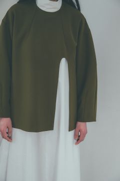 アーチカットダブルクロストップス -  ARCH CUT DOUBLE CROSS TOPS KHIKI