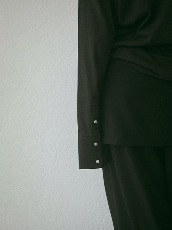 カフスデザインカットトップス - BLACK