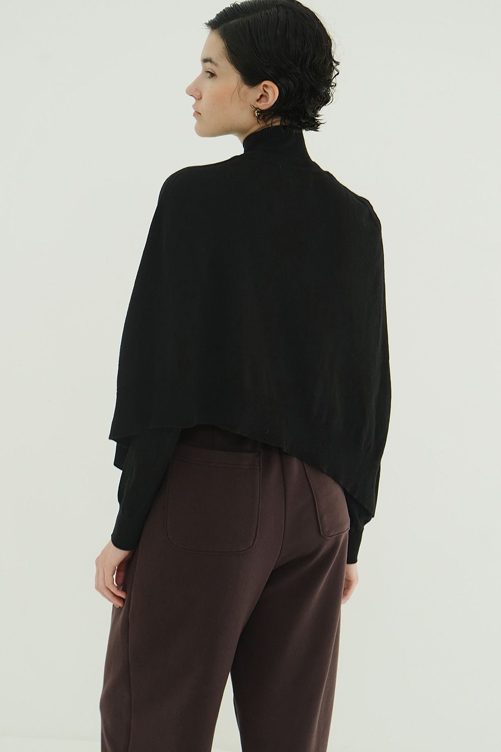 ケープ + ニットトップス - CAPE SET KNIT TOPS (BLACK)