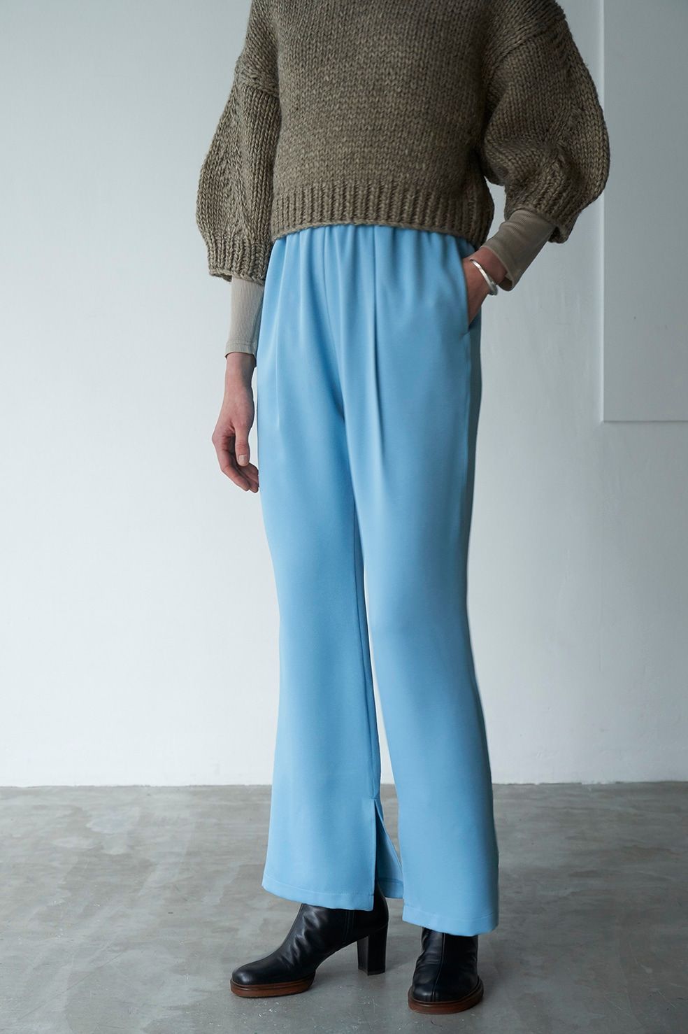 CLANE - CLANE BELTED LOOSE STRAIGHT PANTSの+hekterra.com