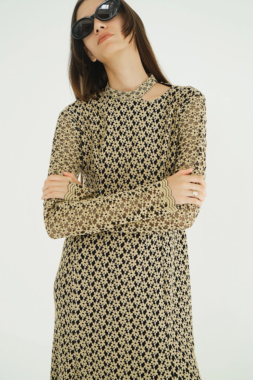 フラワーレースワンピース - 3D FLOWER LACE SLASH NECK ONEPIECE (MIX)