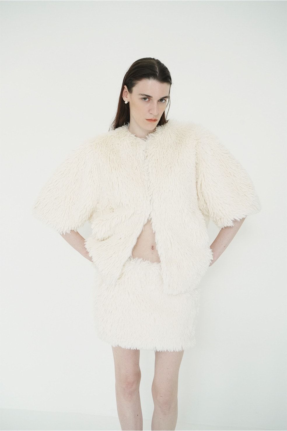 ハーフスリーブファージャケット -  HALF SLEEVE FAKE FUR JACKET (IVORY)