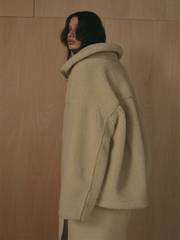 リバーシブルボアブルゾン  (BEIGE)