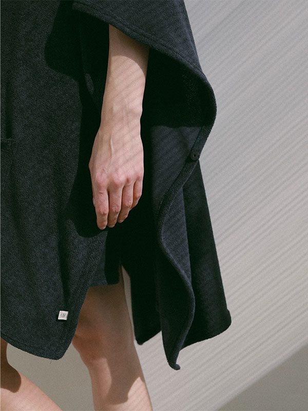 フェードパイルフードポンチョ (NAVY)