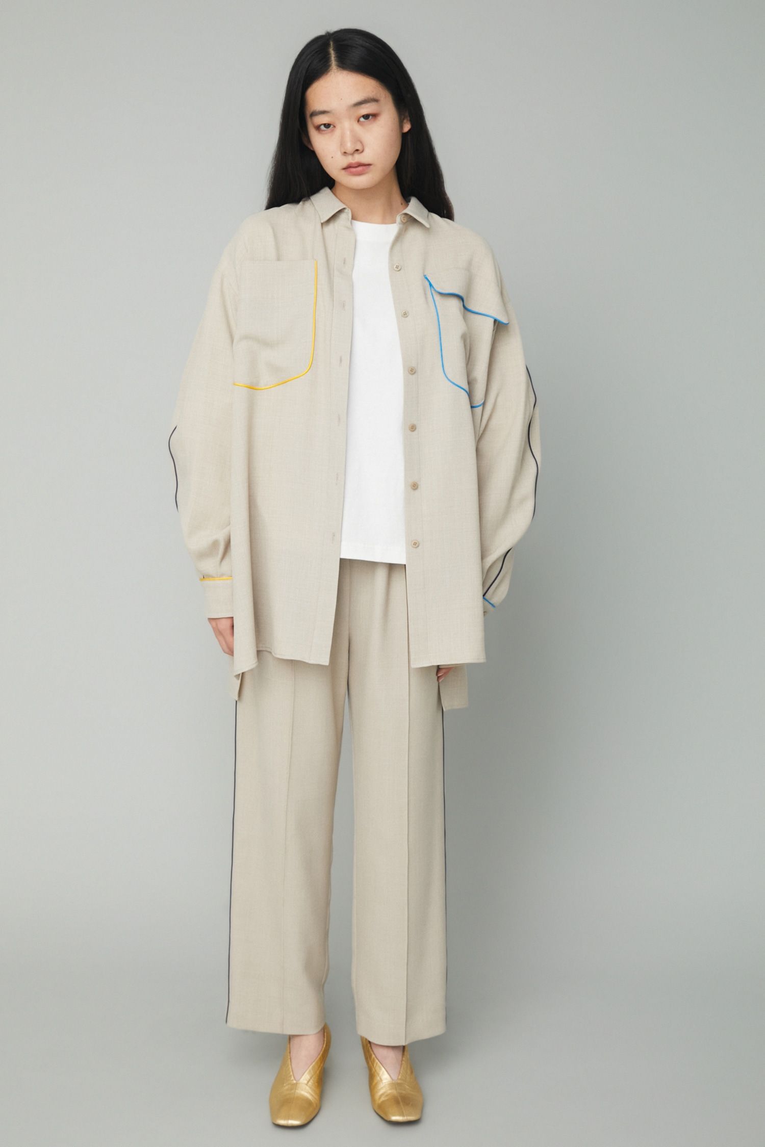 パイピング スラックス パンツ - Piping pintuck pants - BEIGE
