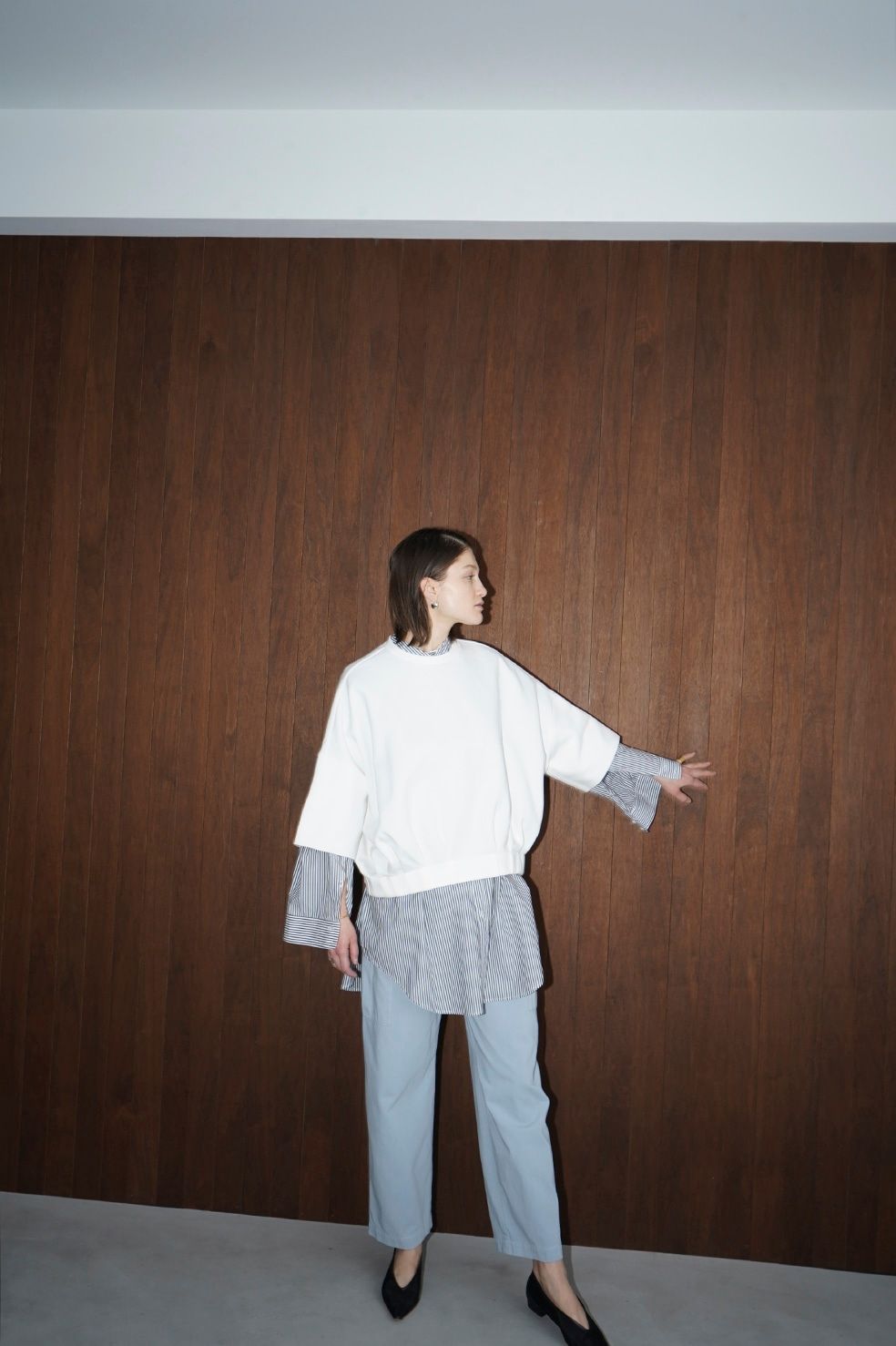 タックヘム コンパクト トップス - TUCK HEM COMPACT TOPS - WHITE
