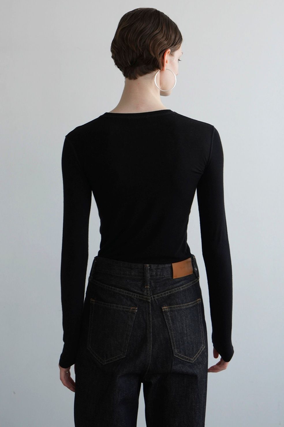 カシミア混クルーネックトップス - COMFORTABLE CREW TOPS