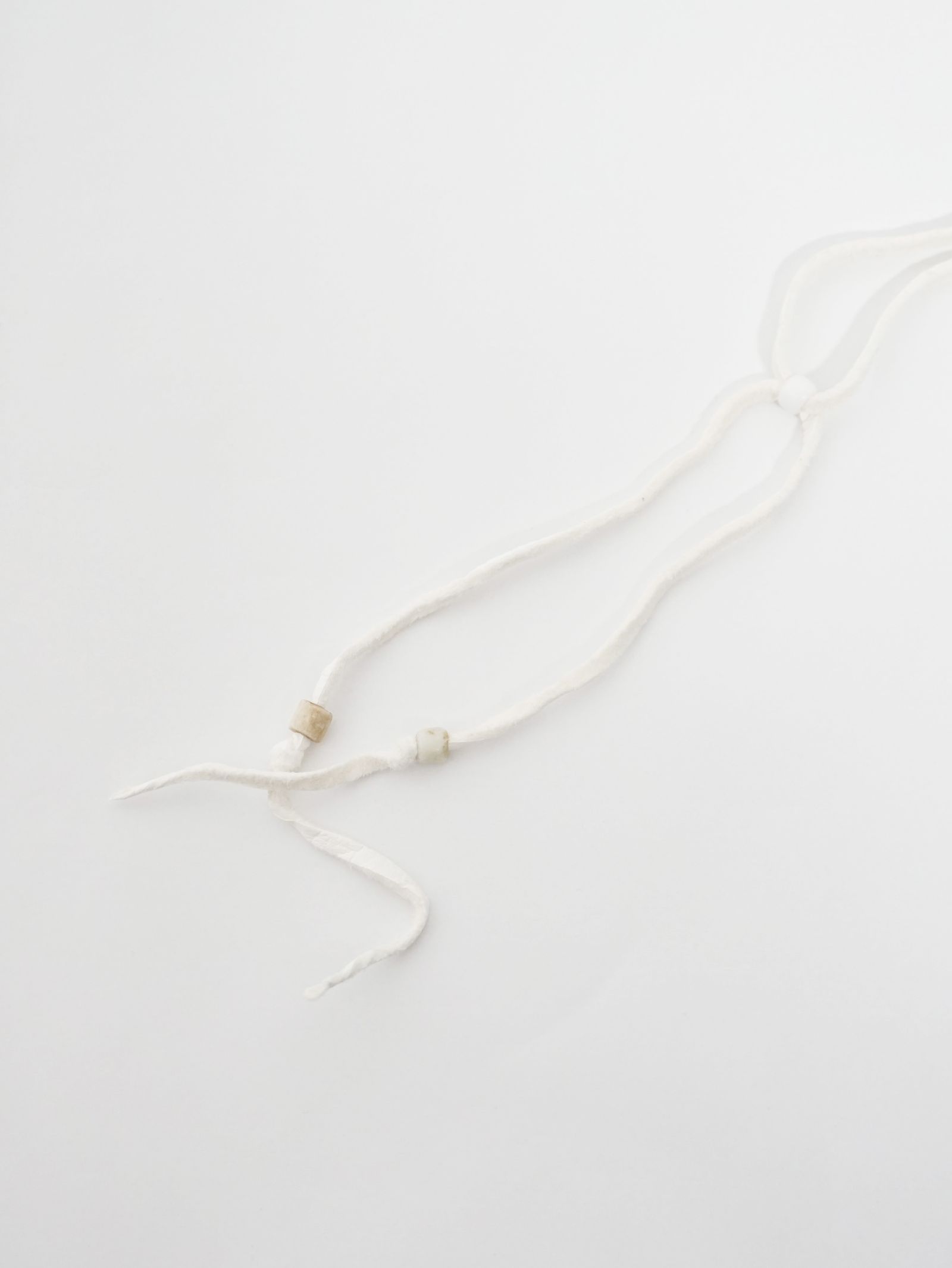 レザーフェザーネックレス - LEATHER CARVING FEATHER NECKLACE - Small -