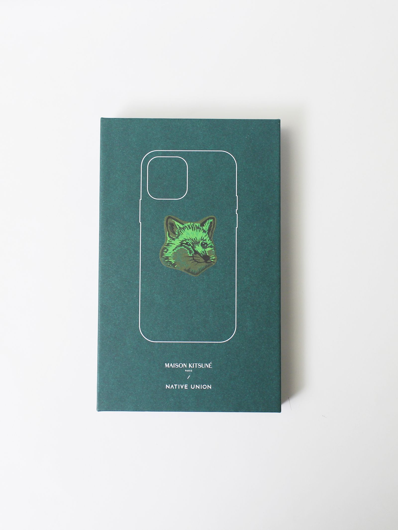 MAISON KITSUNÉ - MAISON KITSUNÉ - GREEN FOX-IPHONE 12/12 PRO
