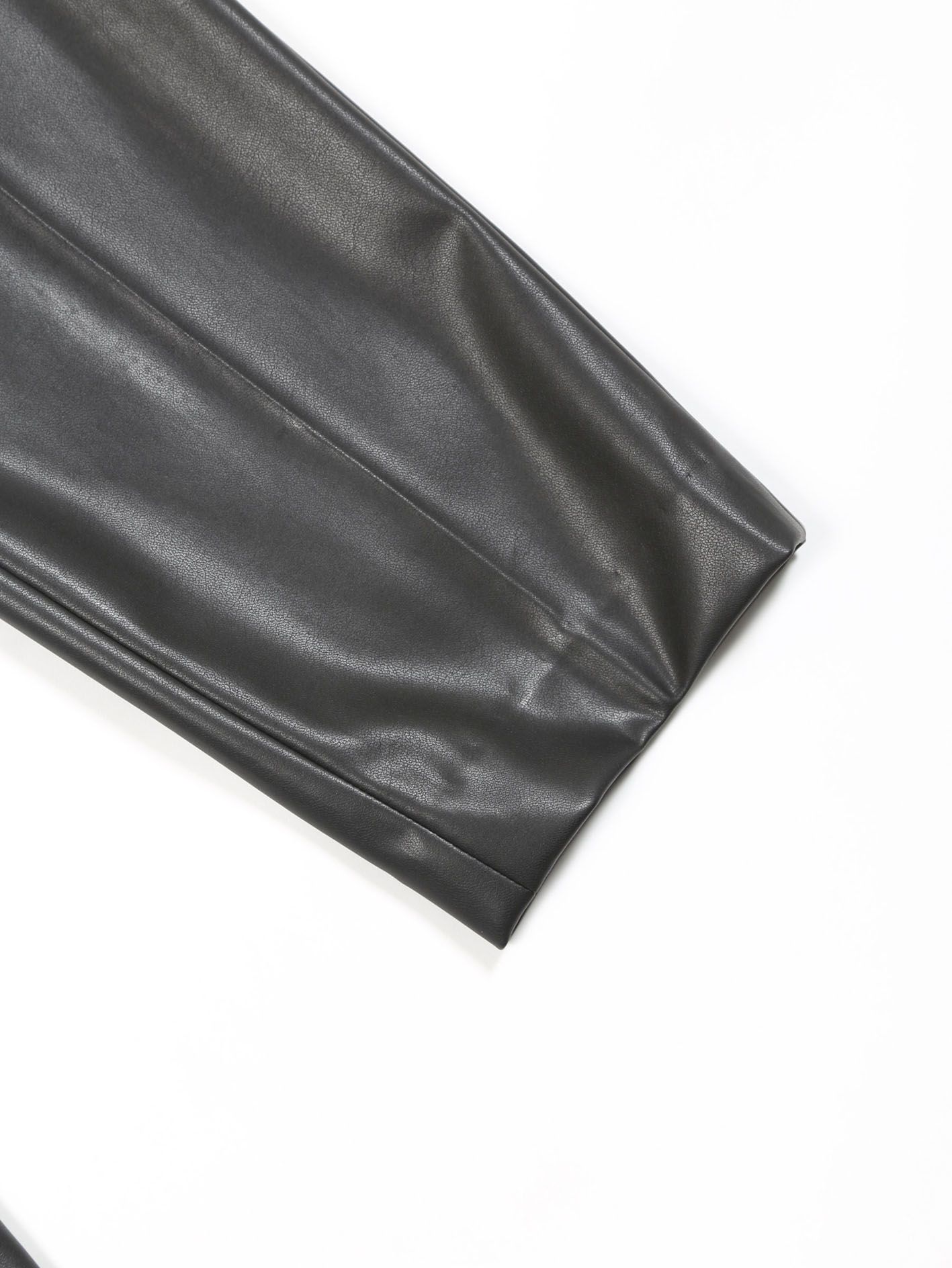 フェイクレザー2タックパンツ -  Faux Leather 2 Tuck Pants - BLACK