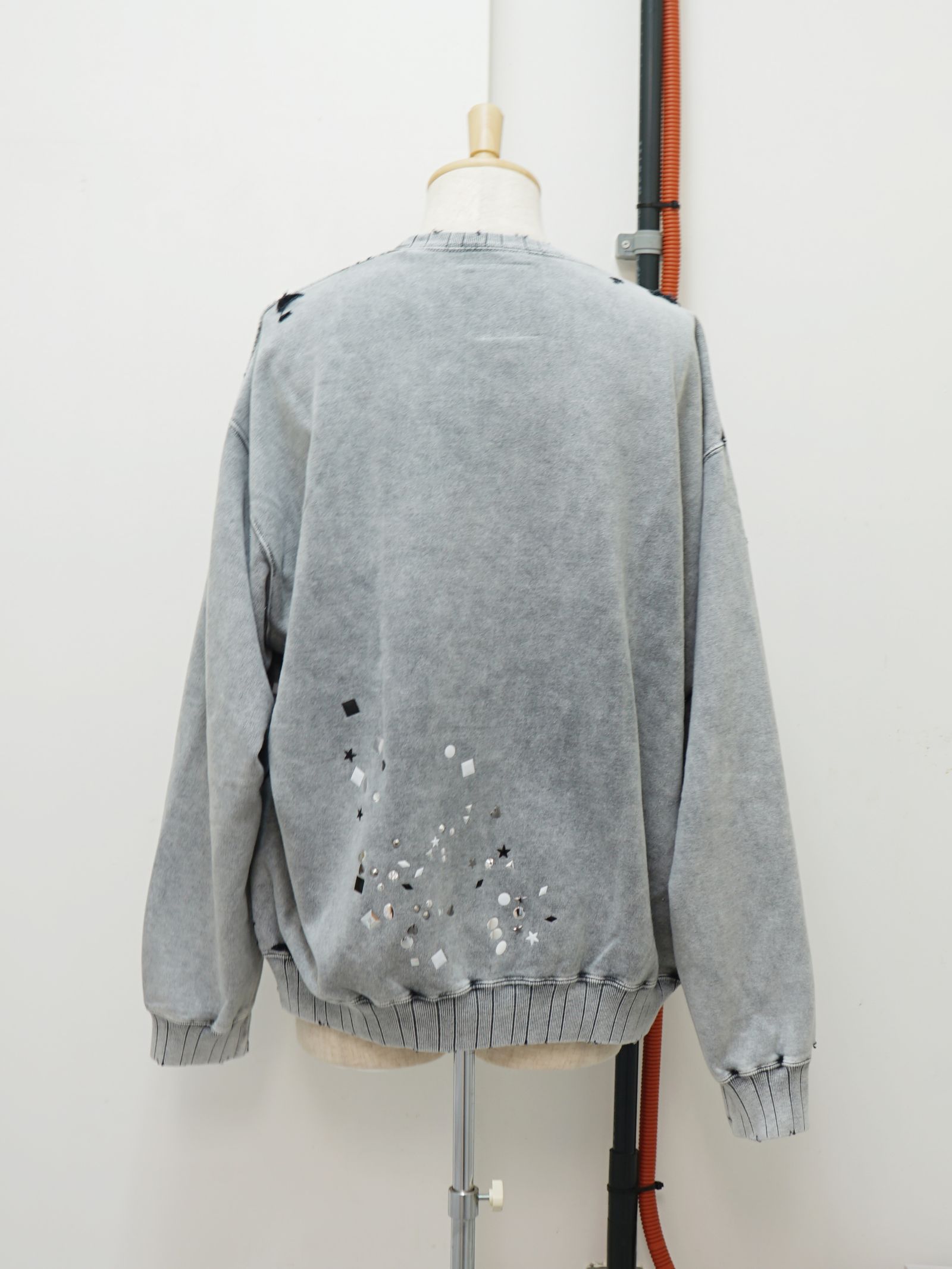 エンベリッシュ ブリーチ スウェット - Embellish Bleach Po (GREY)