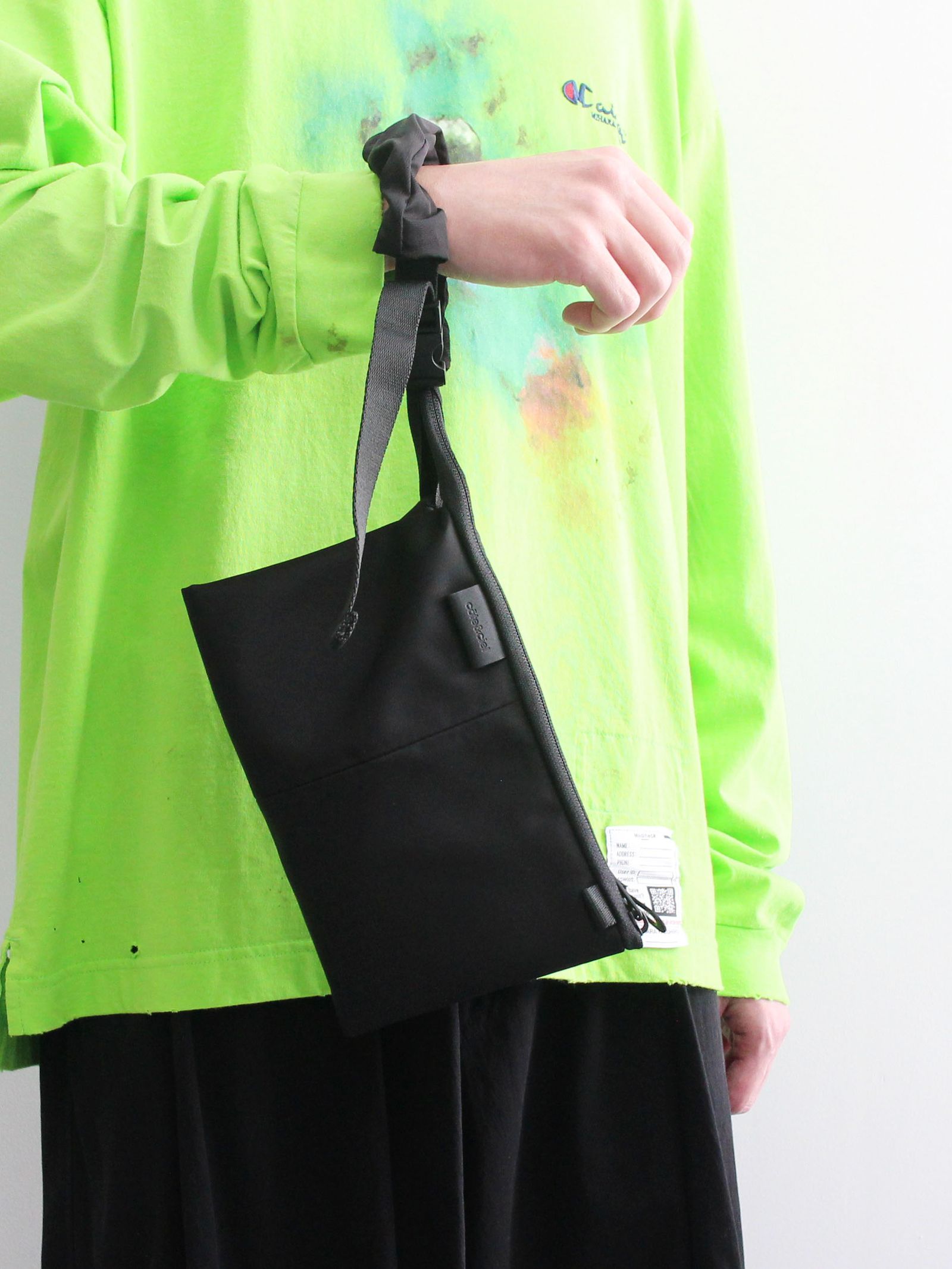 cote&ciel - ポーチ バッグ - Kivu S Sleek Black | ADDICT WEB SHOP